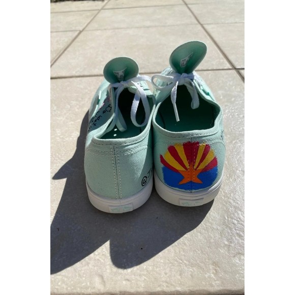 VANS Authentic Lo Pro Casual Lace Up Skate Shoes--Women's (9) - Picture 2 of 12